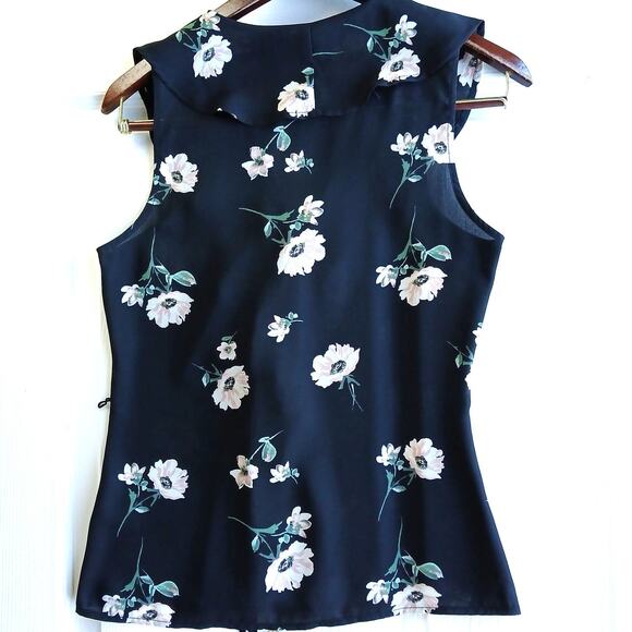 Lulus Build Me Up Buttercup Black Floral Print Wrap Top Sm sheer ruffled collar - Picture 13 of 14